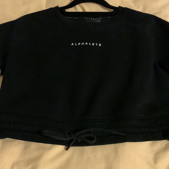 Alphalete cropped sweater - Picture 2 of 4